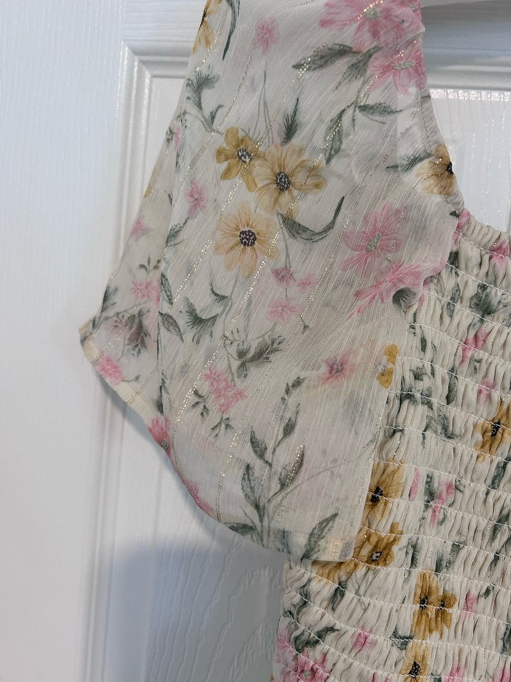 Lily Rose Cream Floral Smocked High-Low Dress Pink Yellow Blossoms Fairy Size S - Picture 4 of 8